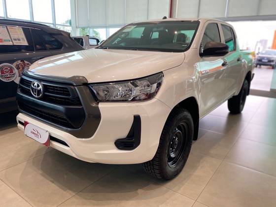TOYOTA HILUX 2.8 D-4D TURBO DIESEL CD POWER PACK 4X4 AUTOMÁTICO TOYOTA HILUX 2.8 D-4D TURBO DIESEL CD POWER PACK 4X4 AUTOMÁTICO